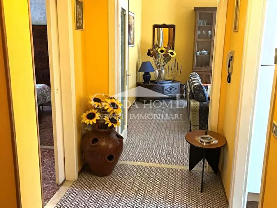 Immagine 5 di Appartamento in vendita  in Via Lorenzini a Desenzano Del Garda