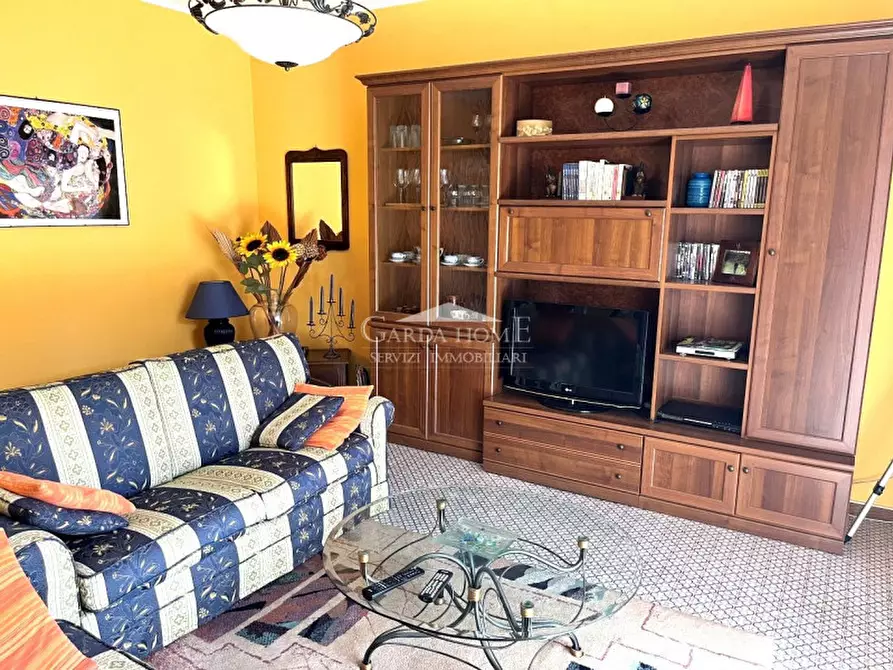 Immagine 9 di Appartamento in vendita  in Via Lorenzini a Desenzano Del Garda