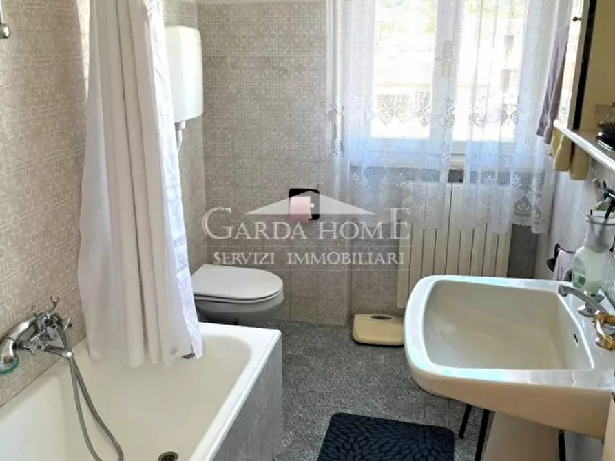 Immagine 14 di Appartamento in vendita  in Via Lorenzini a Desenzano Del Garda