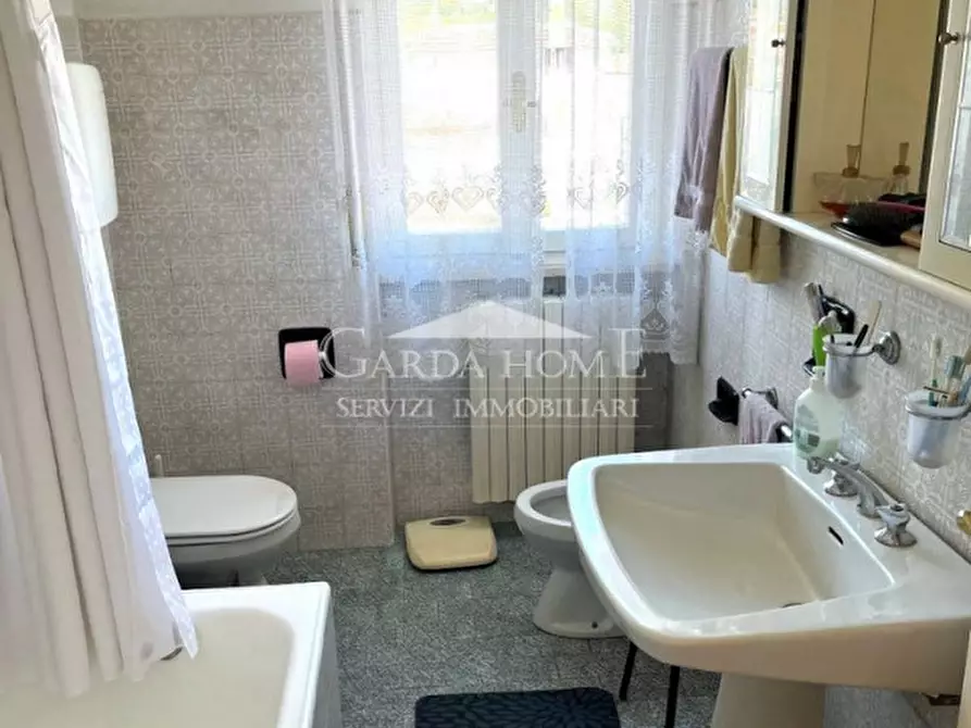 Immagine 15 di Appartamento in vendita  in Via Lorenzini a Desenzano Del Garda