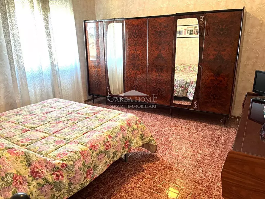 Immagine 17 di Appartamento in vendita  in Via Lorenzini a Desenzano Del Garda