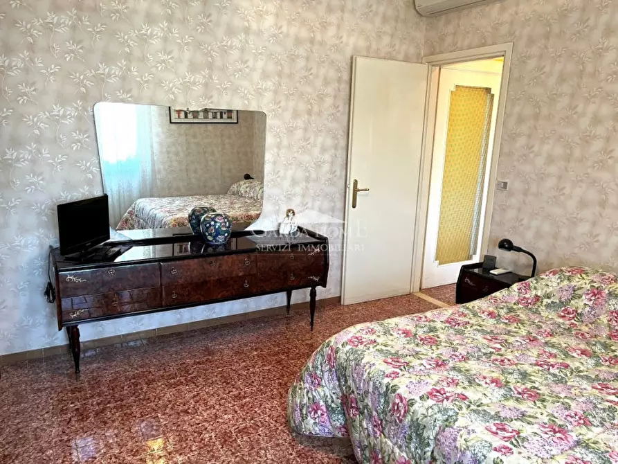 Immagine 21 di Appartamento in vendita  in Via Lorenzini a Desenzano Del Garda