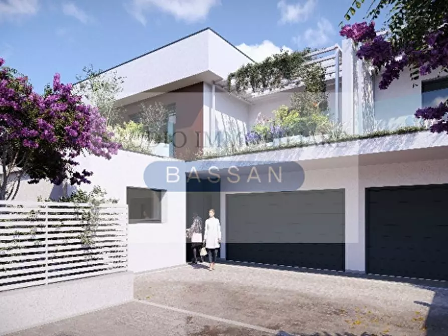 Immagine 4 di Villa in vendita  in via Solferino 6 a Cassano Magnago