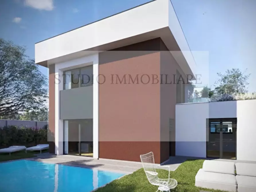 Immagine 7 di Villa in vendita  in via Solferino 6 a Cassano Magnago