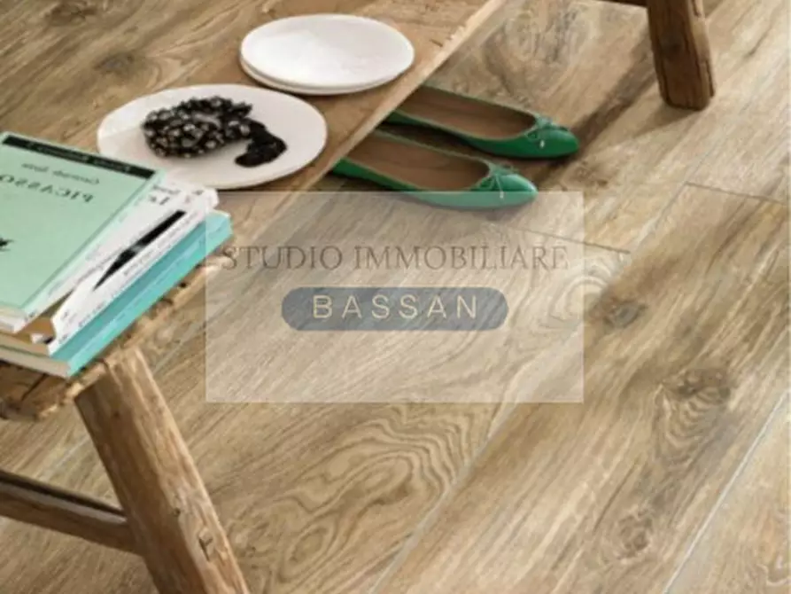 Immagine 23 di Villa in vendita  in via Solferino 6 a Cassano Magnago