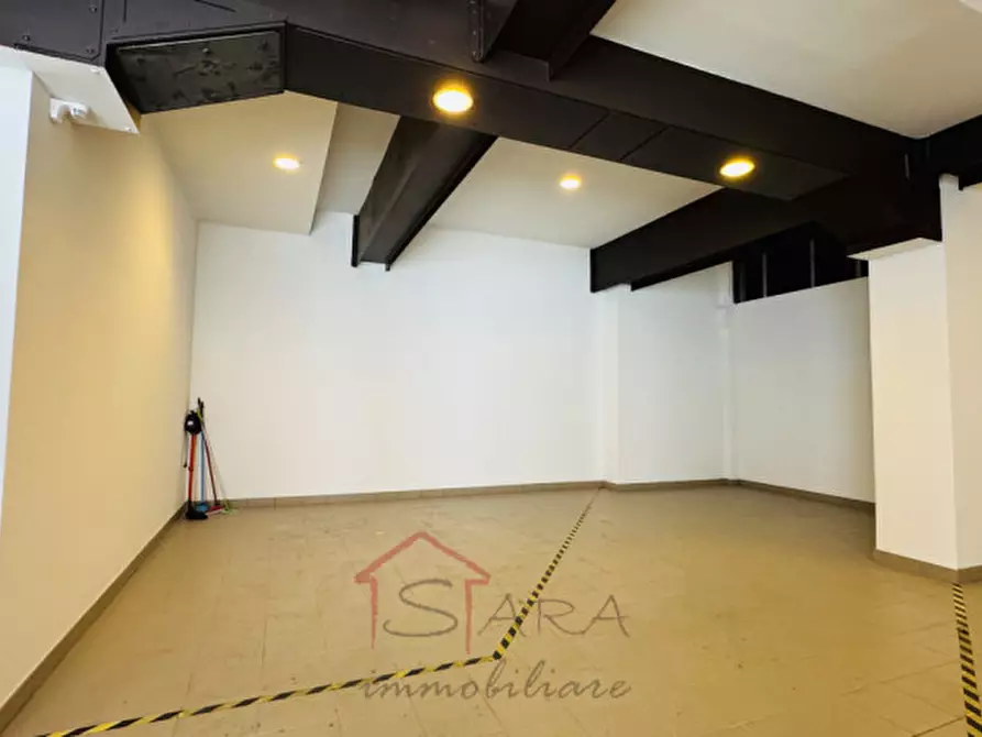 Immagine 1 di Posto auto in vendita  in Largo Europa a Padova