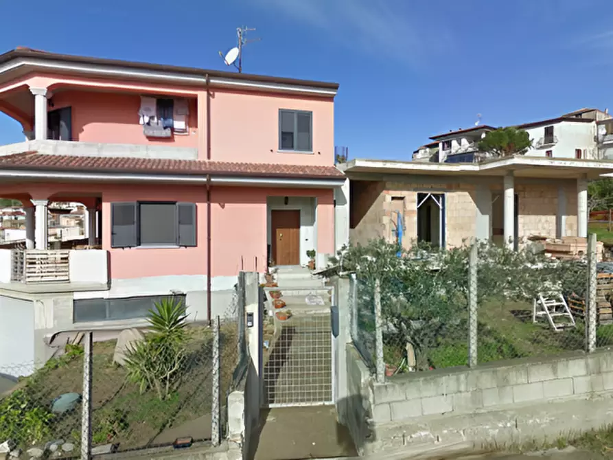 Immagine 3 di Appartamento in vendita  in Via Costantino Manni a Gasperina