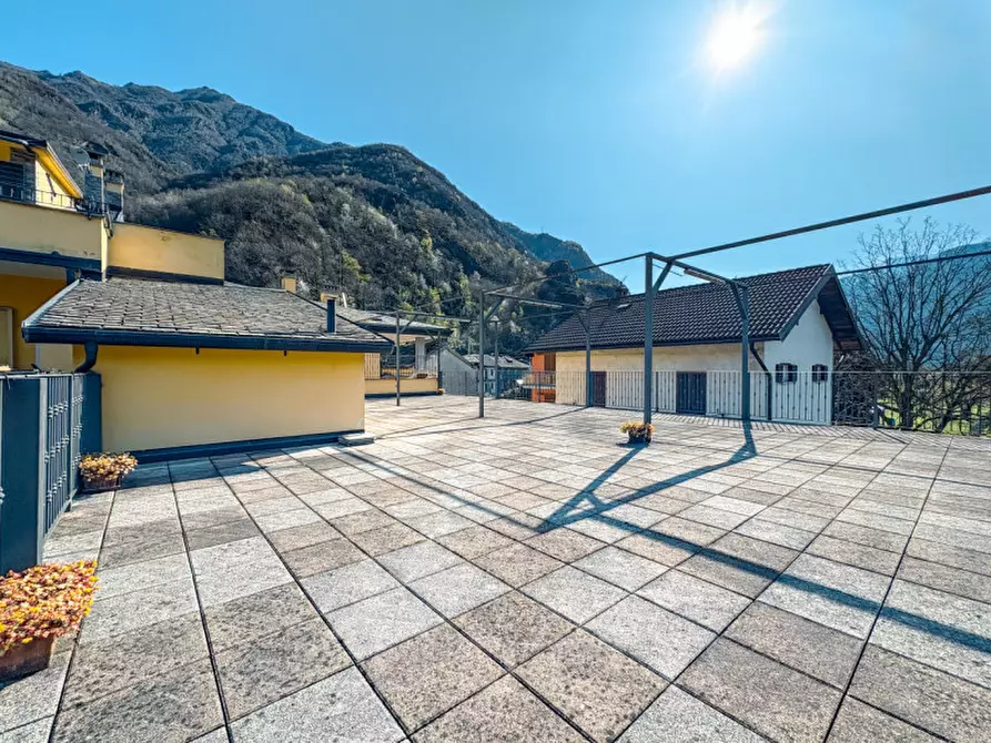 Immagine 1 di Appartamento in vendita  in Via nazionale Dresio a Vogogna