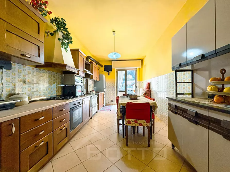 Immagine 2 di Appartamento in vendita  in Via nazionale Dresio a Vogogna