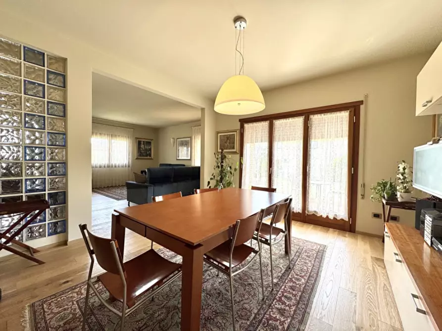 Immagine 8 di Villa in vendita  in Strada della Cuca 1 a Breganze