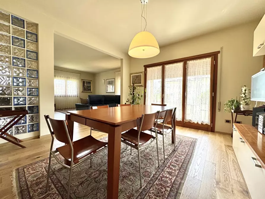 Immagine 10 di Villa in vendita  in Strada della Cuca 1 a Breganze