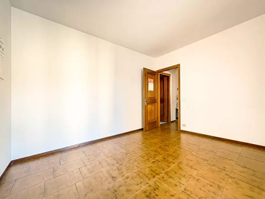 Immagine 19 di Palazzo in vendita  in Piazza dottor Felice Possi n.3A a Stresa