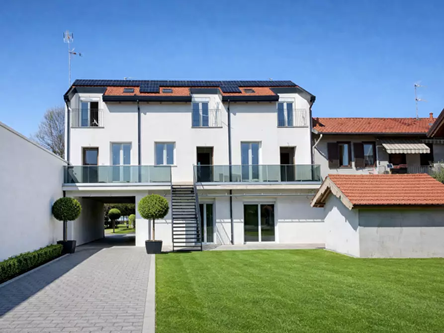 Immagine 1 di Appartamento in vendita  in Via Mazzo n. 20 a Rho