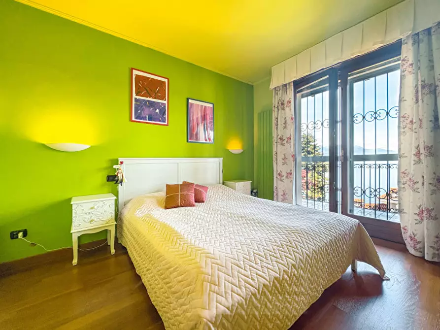 Immagine 25 di Villa in vendita  in via vignolo park 18 a Stresa