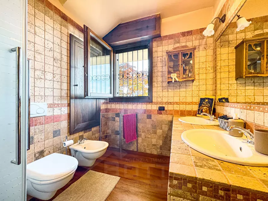 Immagine 32 di Villa in vendita  in via vignolo park 18 a Stresa