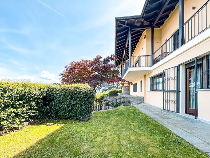 Immagine 35 di Villa in vendita  in via vignolo park 18 a Stresa