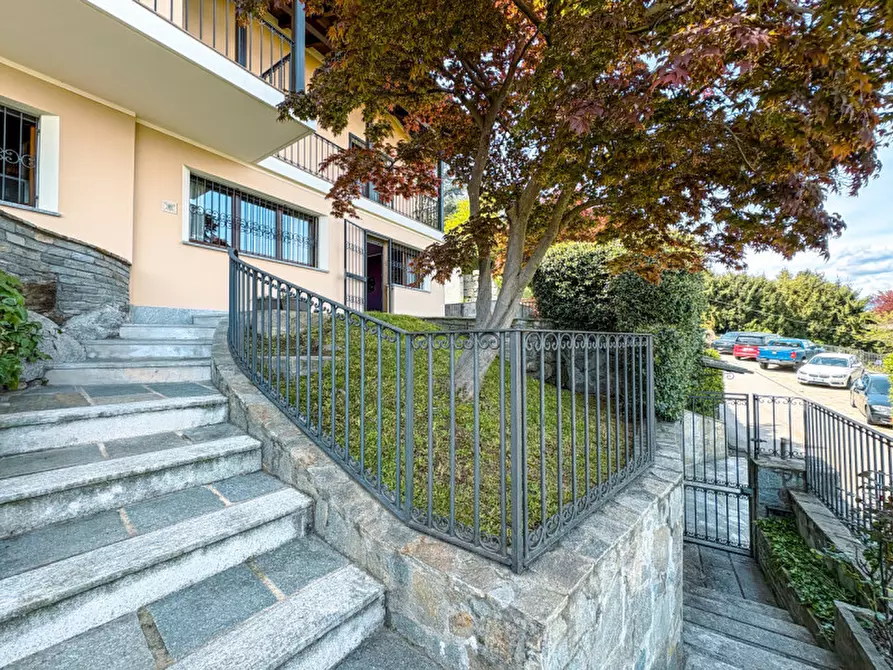 Immagine 46 di Villa in vendita  in via vignolo park 18 a Stresa