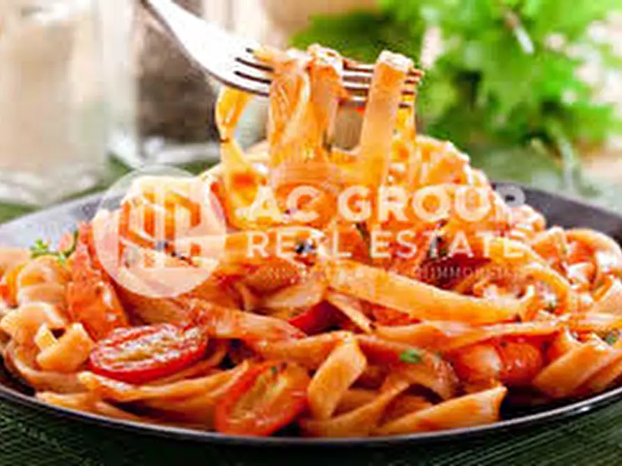 Immagine 6 di Negozio in vendita  in Via Varese a Solaro