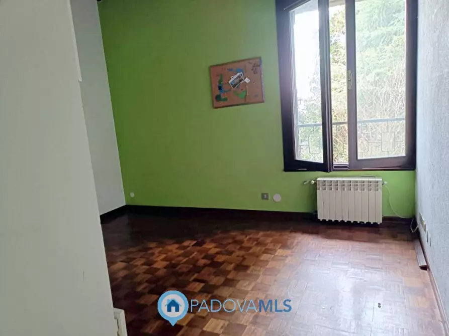 Immagine 15 di Casa bifamiliare in vendita  in Via Friuli a Selvazzano Dentro