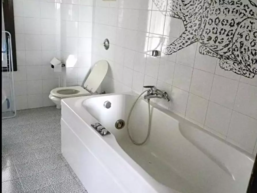 Immagine 18 di Casa bifamiliare in vendita  in Via Friuli a Selvazzano Dentro