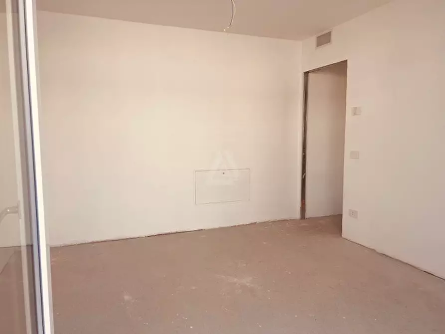 Immagine 4 di Appartamento in vendita  a Castelfranco Veneto