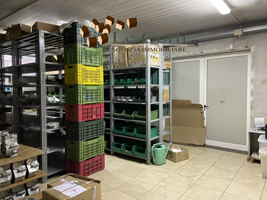 Immagine 6 di Capannone industriale in vendita  a Val Liona