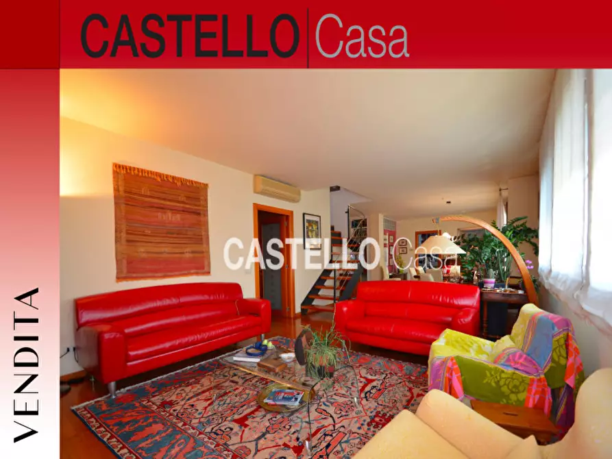 Immagine 1 di Attico in vendita  in via Amerigo Vespucci a Castelfranco Veneto