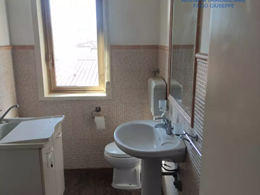 Immagine 8 di Appartamento in vendita  a Canicattì