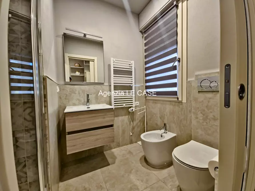 Immagine 9 di Villa in affitto  a Forte Dei Marmi