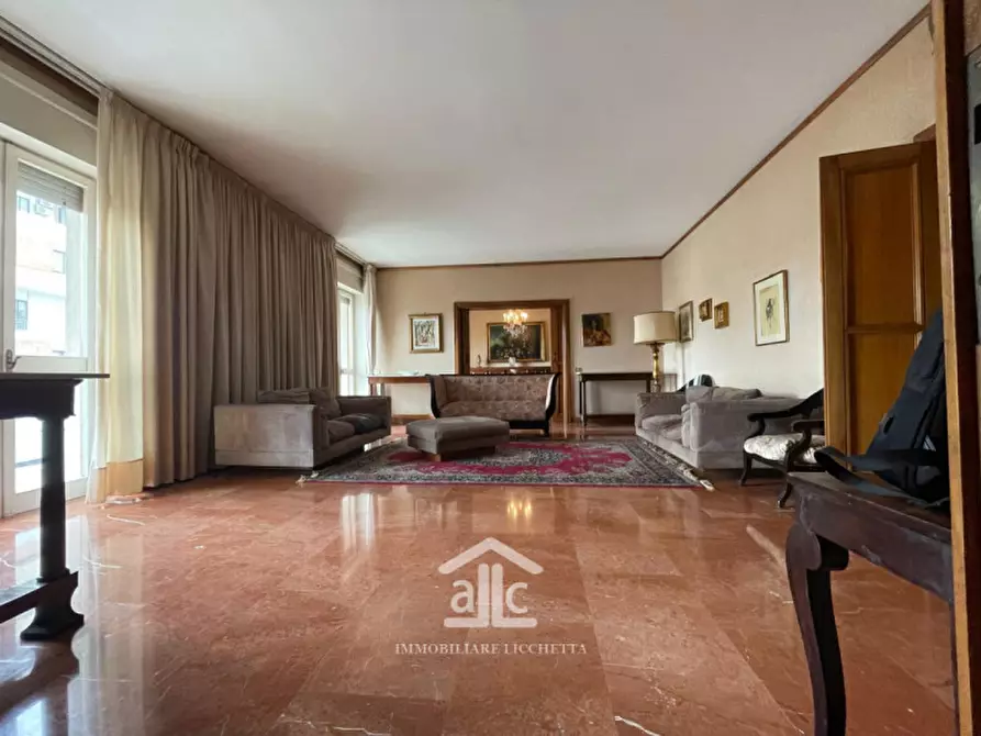 Immagine 11 di Appartamento in vendita  in via lupiae 5 a Lecce