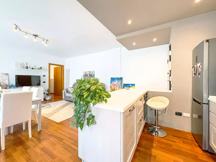 Immagine 4 di Appartamento in vendita  in Via Quattro Novembre a Omegna