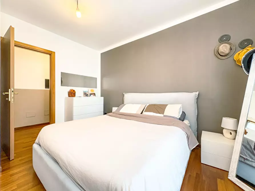 Immagine 12 di Appartamento in vendita  in Via Quattro Novembre a Omegna