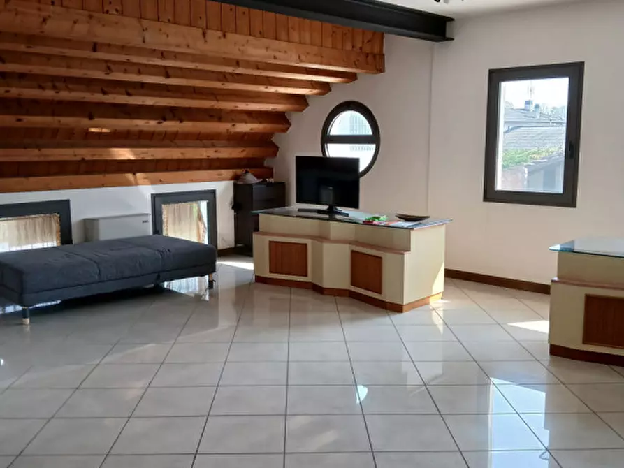 Immagine 1 di Ufficio in vendita  in via provinciale sud a Fosso'