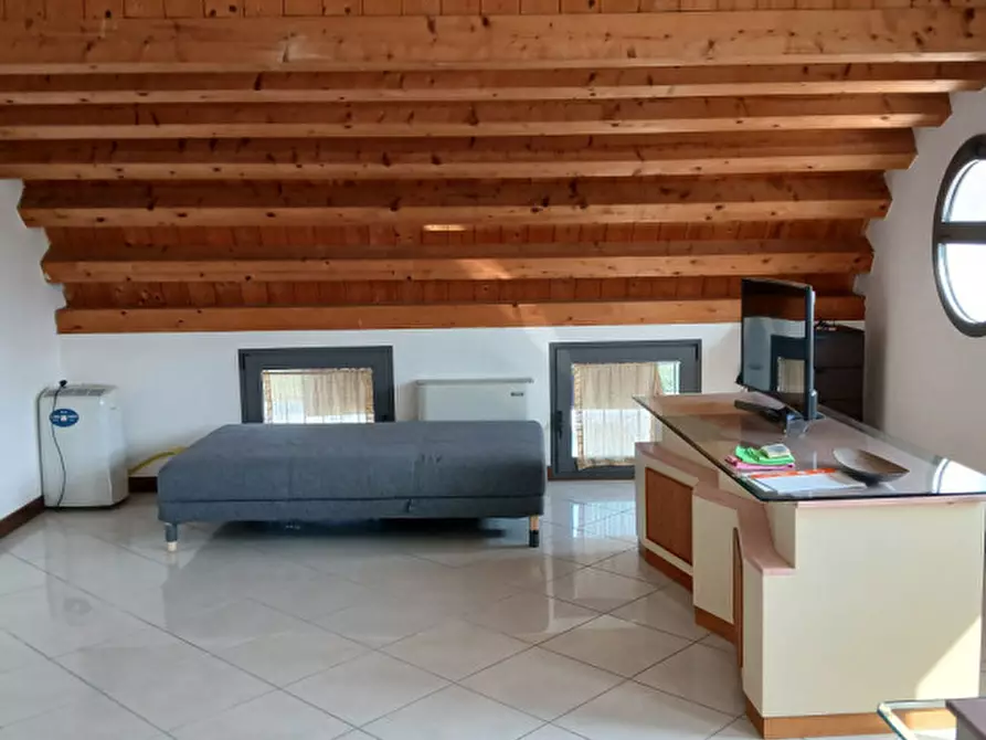 Immagine 4 di Ufficio in vendita  in via provinciale sud a Fosso'