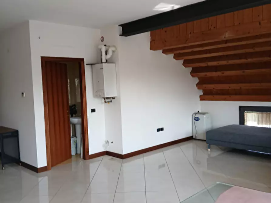 Immagine 6 di Ufficio in vendita  in via provinciale sud a Fosso'