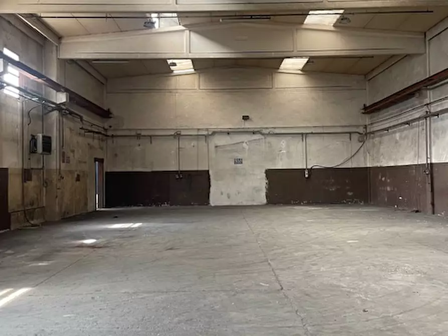 Immagine 3 di Capannone industriale in affitto  in via Radici a Castellarano