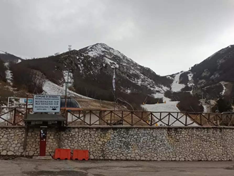 Immagine 25 di Appartamento in vendita  in Via Osvaldo Moretti a Ovindoli