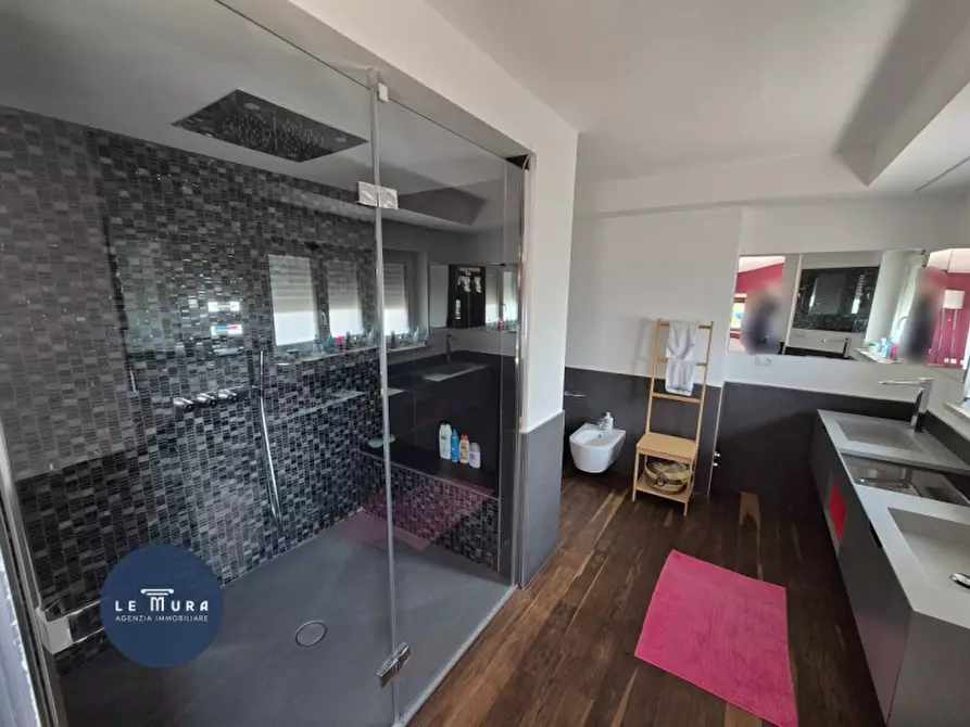 Immagine 18 di Villa in vendita  in Via Brigata Re a Gorizia