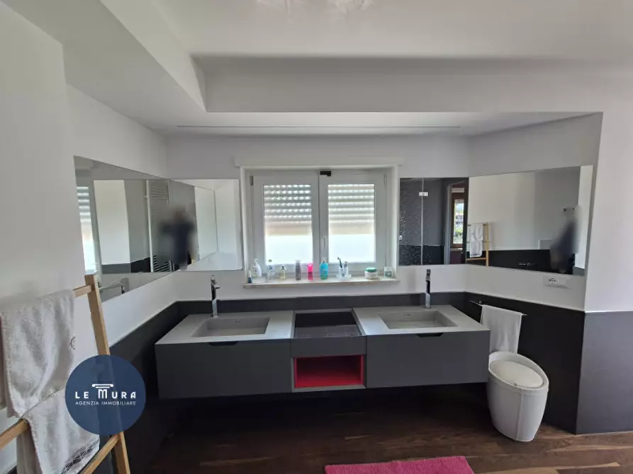 Immagine 19 di Villa in vendita  in Via Brigata Re a Gorizia