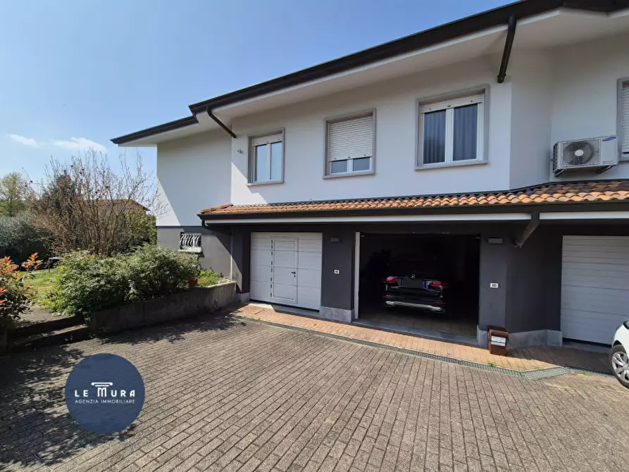 Immagine 30 di Villa in vendita  in Via Brigata Re a Gorizia