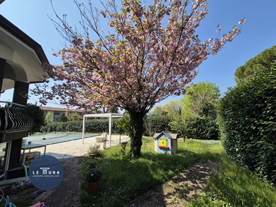 Immagine 31 di Villa in vendita  in Via Brigata Re a Gorizia