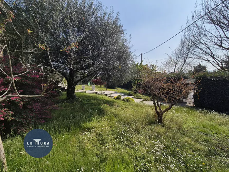 Immagine 32 di Villa in vendita  in Via Brigata Re a Gorizia