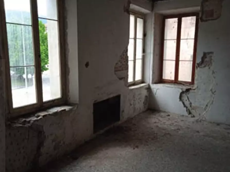 Immagine 5 di Appartamento in vendita  in Piazza Vittorio Emanuele, 9 a Feltre