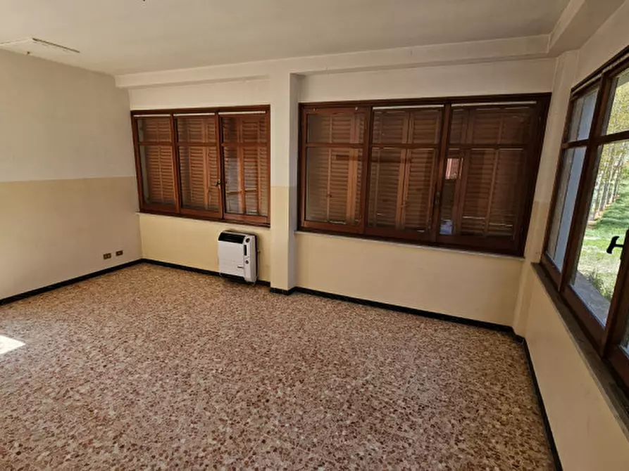 Immagine 23 di Villa in vendita  in PIAZZA SAVONA 25 a Monastero Bormida