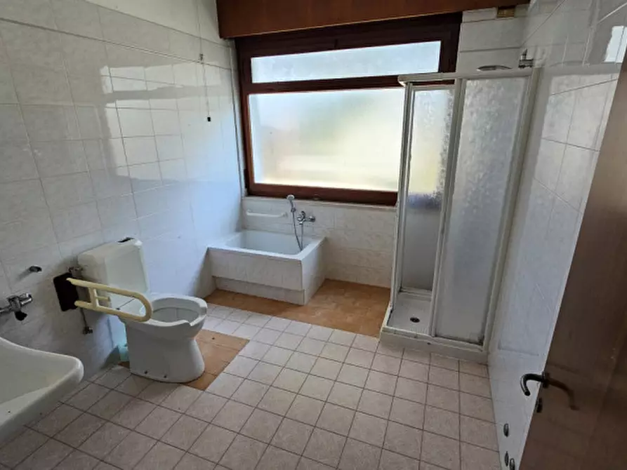 Immagine 24 di Villa in vendita  in PIAZZA SAVONA 25 a Monastero Bormida