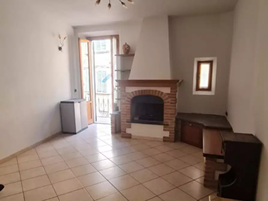 Immagine 1 di Appartamento in vendita  in Ambra a Bucine