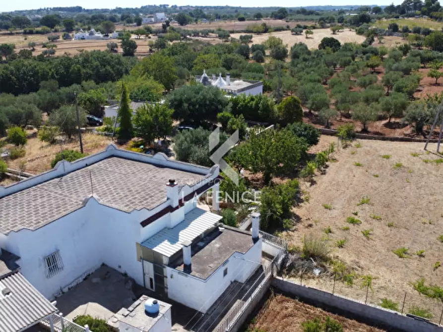 Immagine 2 di Villa in vendita  in Strada Paretone 278 a Martina Franca