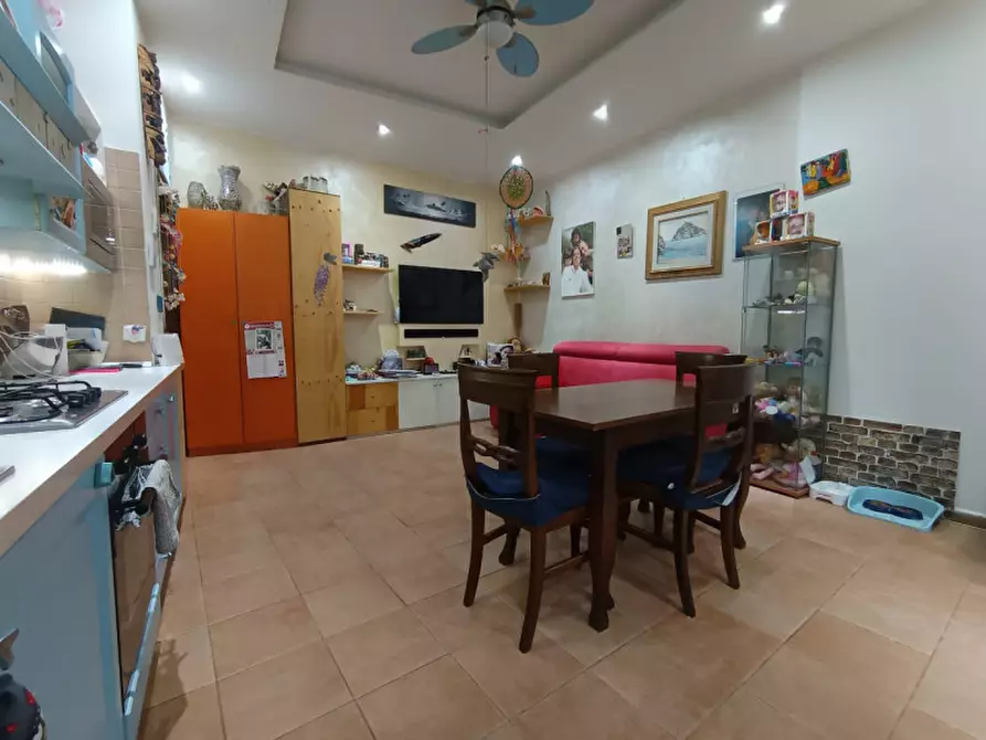 Immagine 3 di Appartamento in vendita  in via nino bixio a Vado Ligure