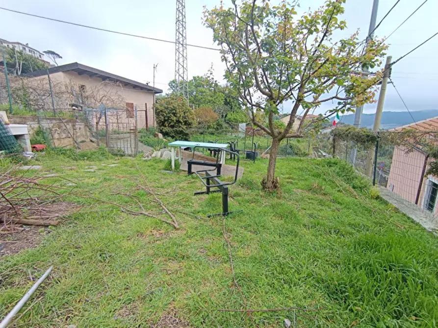 Immagine 9 di Appartamento in vendita  in via nino bixio a Vado Ligure