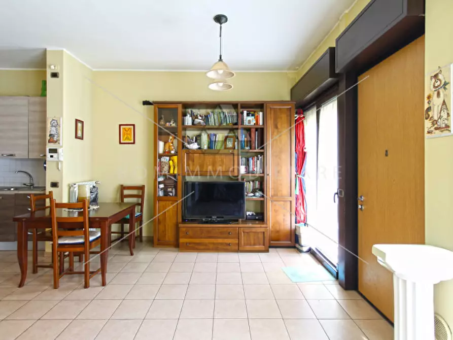 Immagine 4 di Appartamento in vendita  in Via Virgilio Testa a Roma